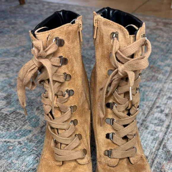 Steve Madden Breccan Tan and Black Lace-Up Block Heel Boots -‎ 10 - Picture 7 of 15